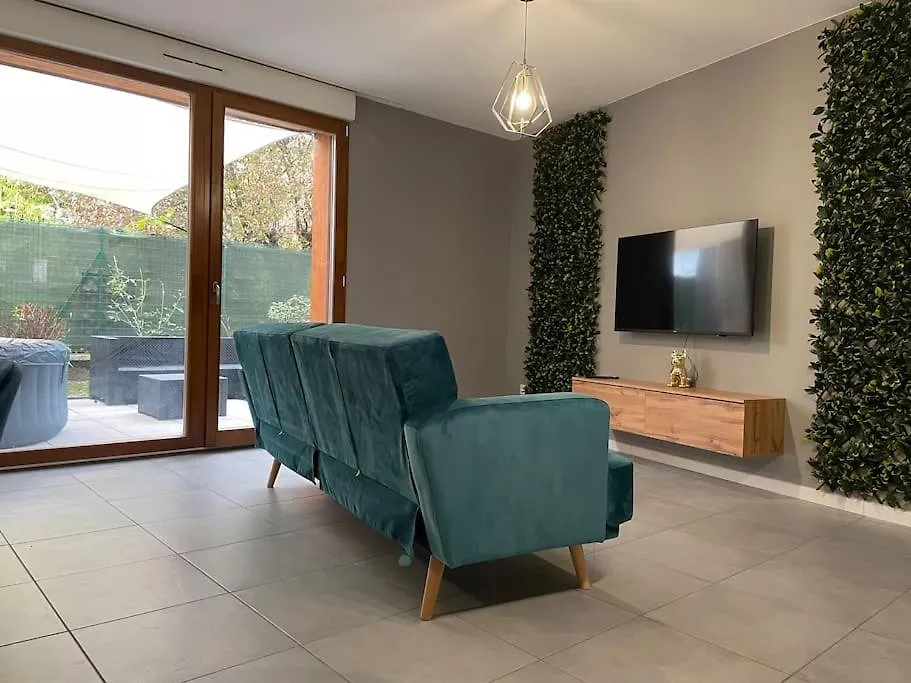 O Calme Cosy - Jardins Et Villes - Experience Unique - Wifi Gratuit - Parking Gratuite Grenoble 0*,  Frankreich